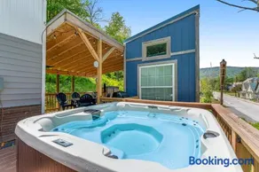 Tiny Homes on Pleasant - Image 2