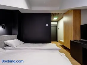 Stek Apartments ApartHotel - Image 2