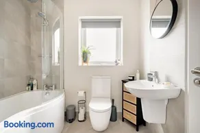 Double Room in Luxury High Trees Development - Image 2