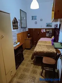 MOMI HOUSE - Image 2