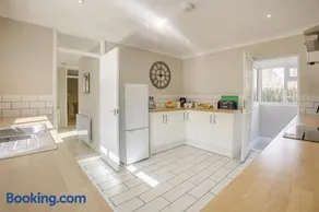 2 Bed in Halesworth oc-dak - Image 3