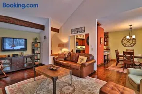 375 Hawk Spur - Image 2