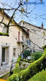 Appartement confortable à Mesnay - 70 m² - Balcon privé - Image 2