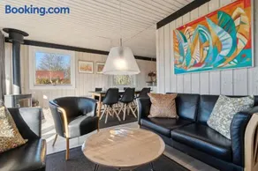Cottage Near Idyllic Peaceful Sandy Beach - Image 3