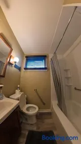 4 Bedrooms 7 Person Sleeper - Image 5