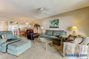 303 Atlantis condo - Image 3