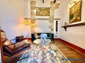 Elegant Colonial Walkable Casa - Image 3