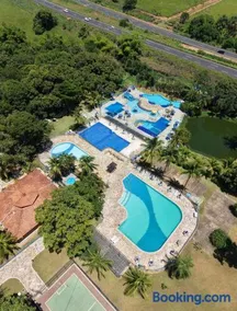 casa10 pessoas temporada caldas nova com 3 quartos Condomínio Village muito área verde,piscinas, sauna - Image 3