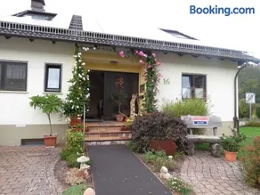 Ferienwohnung am Eck - Image 1
