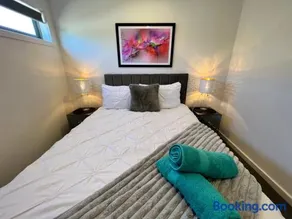 Stunning Dickson Luxe 3BR 2Bath Double Garage WiFi Brand New Home - Image 4
