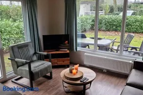 Mooi chalet op prachtige plek in het groen - Image 4