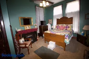 Mansion on The Mile B&B - Image 4