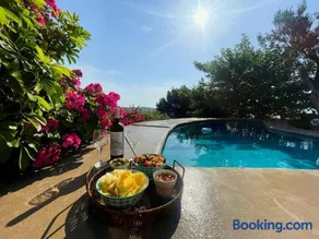 Kalliberry Cycladic Stone House Elissavet with private pool, nice view and fantastic sunsets - Image 1