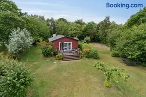 Cozy House With Sea View And Beautiful Location - Image 4