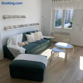 Apartamento completamente reformado en el casco antiguo con vistas al rio - Image 4