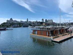 Marina Port de Québec 1 - Maison flottante - Image 1