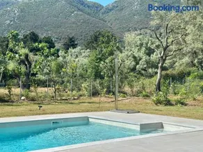 Splash Suites with Private Pools - Image 1
