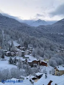 Ski Chalet Valtournenche - Walk to lift - Image 1