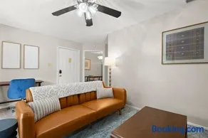 Modern - Round Rock 1BR -Near Austin - King Bed - Image 1