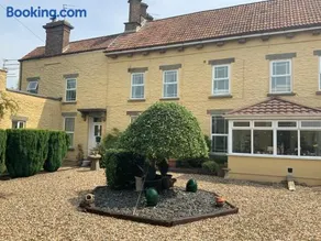 Old Gloucester Road farm bed and breakfast - Image 1