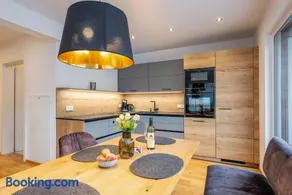 Drei Berge Panorama Suites - by myNests - Image 5