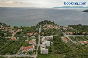 BELVEDERE APPARTMENTS - Image 1