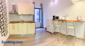 Luxury barberini boutique Apartment - Image 3