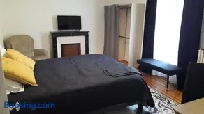 Maison Briand - Grande chambre chez l'habitant - Melun Centre - Wifi, Netflix, Smart TV, Lit à mousse mémoire de forme - Image 1