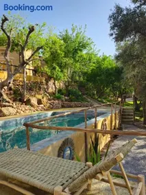 Dar Zaytoun Bhalil - Image 1