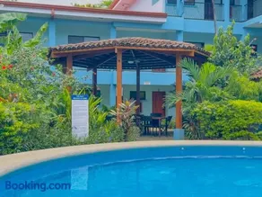 CnH Costa Verde Retreat formerly Blue Beach Loft - Image 3