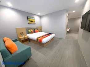 Beijing Nanlou Qingju Hotel Capital Airport Branch - Image 2