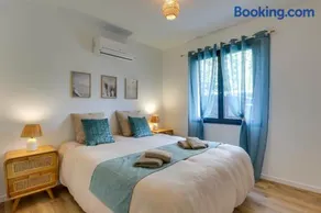 HOSSEA Appart Hôtel Signature 10 min Océan - Image 2