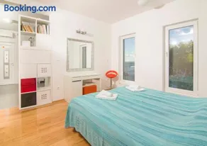 Apartment Botta - Image 5