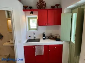 Psarona Hospitality - Image 2