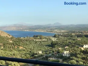 Arbutus - Relaxing apartment with Fantastic Views - Image 1