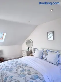 Broadlands View - Image 4