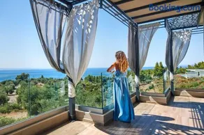 Infinity blue villa - Image 1