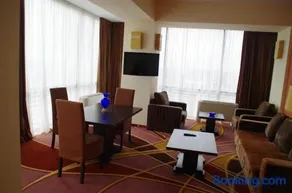Mari Vila Hotel - Image 4