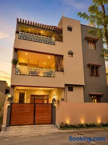 Aigaippozhil - Cozy Homestay in Pondicherry - Image 1