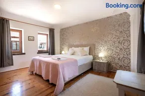Beach House Apartment - Image 2