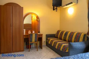 Albergo Ristorante Roma - Image 1