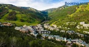 The Charter 2 Bedroom Ski In, Ski Out Vacation Rental With Hot Tub Access And Easy Walk To Village - Image 2