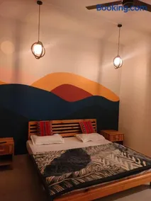 The Flying Nomad - Dorms & Rooms - Image 2