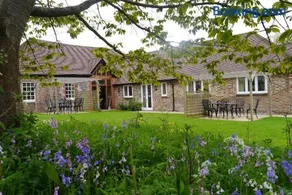 2 Moatside Cottages - Image 2