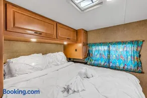 Cozy Studio And RV - Image 5