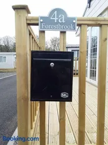 Forestbrook - Cheerful two bedroom tiny house - Image 2