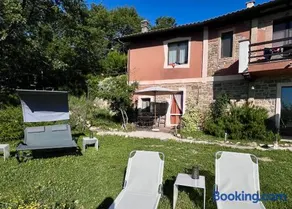 Ina Maka - Appartamento con giardino immerso nel verde - Image 2