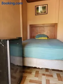 Cabina privada para 4 personas con baño, kitchenette y entrada independiente - Image 3