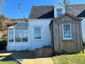 Marsco Apartment - Garden & Patio - Sea Views - Image 2