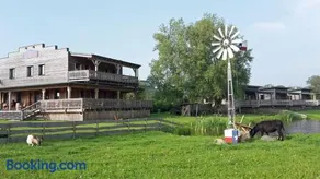 Horse Lake Ranch - Image 4